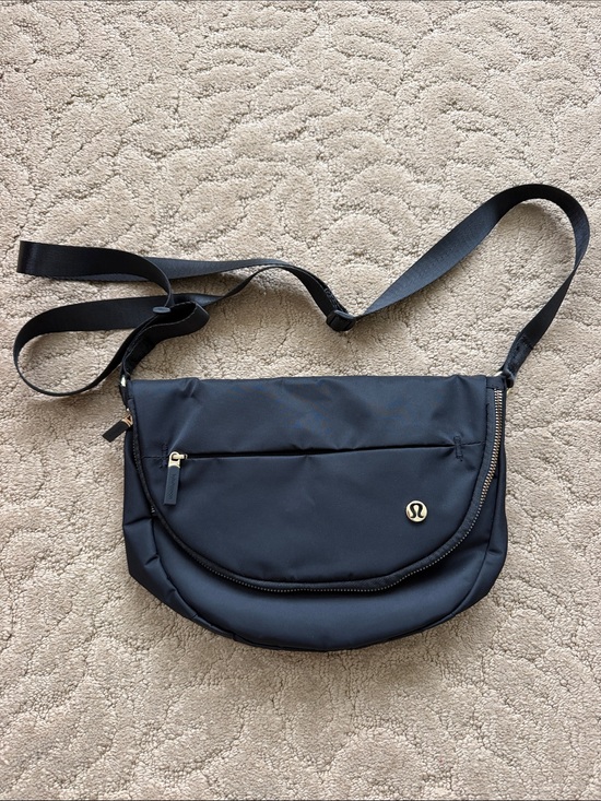 lululemon athletica Handbags - Lululemon All Night Festival Bag 5L Black Crossbody Bag with Gold Logo